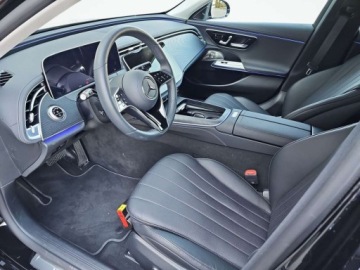 Mercedes Klasa E W214 Sedan 2.0 220d 197KM 2024 Mercedes-Benz Klasa E E 220 d 4MATIC Estate AIRMATIC Burmester 4D Kamer, zdjęcie 10