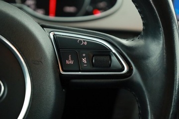 Audi A4 B8 Limousine Facelifting 2.0 TDI 143KM 2012 Audi A4 2.0 TDI, 1. Właściciel, Automat, Skóra, zdjęcie 14