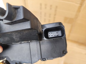 SAAB 9-3 93 II 02- ZÁMEK DVEŘE LEVÝ ZADNÍ 4-PIN