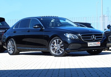 Mercedes Klasa E W213 Limuzyna Plug-in Facelifting 2.0 300e 320KM 2020 Mercedes E300e 320 koni Sedan Burmester Szyber Webasto Kamera Avantgarde, zdjęcie 3