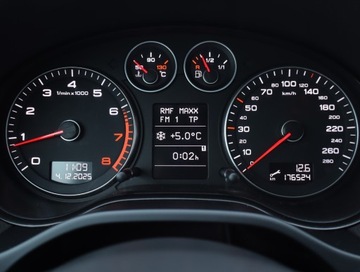 Audi A3 8P Hatchback 3d 1.4 TFSI 125KM 2009 Audi A3 1.4 TFSI, Xenon, Klima, Klimatronic, zdjęcie 10
