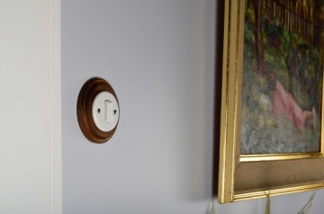 КЕРАМИЧЕСКИЙ ПЕРЕКЛЮЧАТЕЛЬ РЕТРО-ЛОФТ ДЛЯ ЛЕСТНИЦЫ СКРЫТОГО МОНТАЖА.
