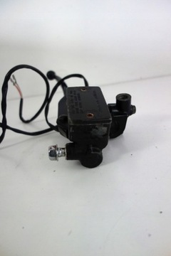 Главный тормозной цилиндр передний SUZUKI GSX 400