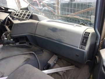MERCEDES MP1 ДНЕВНАЯ КАБИНА