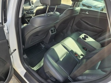 Hyundai Tucson III SUV 1.6 GDI 132KM 2016 Hyundai Tucson 1,6 benzyna 132KM nawigacja kamera, zdjęcie 5