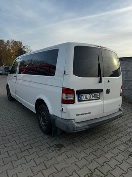 Volkswagen Caravelle T5 Caravelle Facelifting długi rozstaw osi 2.0 TDI 102KM 2013 VW Transporter T6 9-osobowy 2013r, 102KM, zdjęcie 2