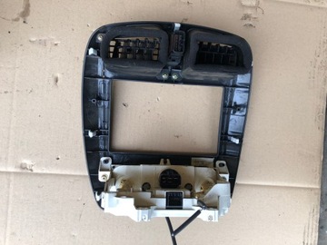 KONZOLA STŘEDNÍ  PANEL AC MŘÍŽKA VENTILACE MAZDA 323 1998-2002
