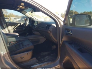 Dodge Durango III 2023 Dodge Durango 2023 Dodge Durango RT Plus AWD 5.7 Benzyna 360KM, zdjęcie 12