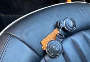 Mini Countryman R60 Crossover 1.6 184KM 2011 MINI Countryman 1.6B 184KM przeb.112tys xenon automat bezwypadek 1.6 184KM, zdjęcie 32