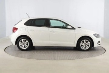 Volkswagen Polo VI Hatchback 5d 1.0 TSI 95KM 2018 VW Polo 1.0 TSI, Salon Polska, Klima, Parktronic, zdjęcie 5