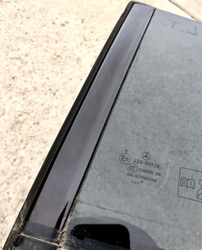 MERCEDES CLS SKLO (OKNO) LEVÝ ZADNÍ A2577300500