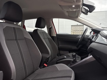 Volkswagen Polo VI Hatchback 5d 1.0 TSI 115KM 2018 Volkswagen Polo 1.0TSI 115KM Highline (bezwypadkow, zdjęcie 26