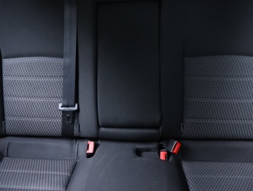 Toyota Avensis III Wagon Facelifting 2.0 D-4D 124KM 2012 Toyota Avensis 2.0 D-4D, Navi, Klima, Klimatronic, zdjęcie 9