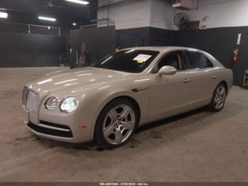 Bentley Continental II 2015 Bentley Flying Spur 2015r., 4x4, 4.0L V8 4.0 Benzyna 500KM, zdjęcie 1
