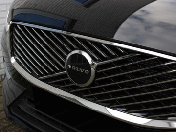 Volvo XC60 II 2025 VOLVO XC60 T6 Plug-In Hybrid AWD Core Suv 2.0 (398KM) 2025, zdjęcie 12