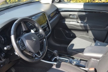 Mitsubishi Outlander III SUV Facelifting 2017 2.0 150KM 2019 4x4 AUTOMAT 7 OSÓB 1 WŁAŚCICIEL, zdjęcie 16