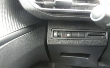 Peugeot 5008 II Crossover Facelifting 1.2 PureTech 130KM 2023 Peugeot 5008 1.2 Benzyna 131KM, zdjęcie 19