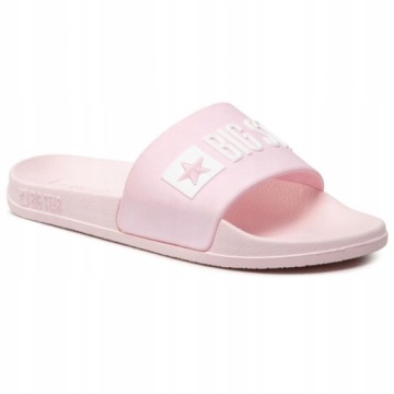 Женские большие звездные тапочки на пляжном бассейне после домашней резиновой пены