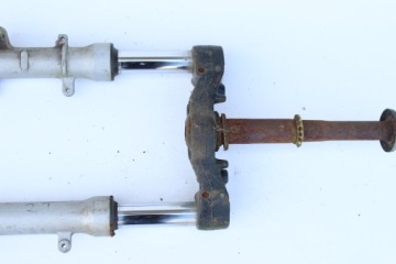 ПОЛКА СТОЙКИ HONDA PANTHEON 98-02 125 2T