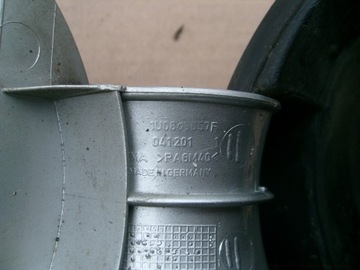Octavia I hb klapka wlewu paliwa 9102