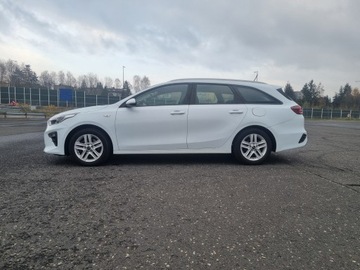 Kia Ceed II Kombi Facelifting 1.4 DOHC 100KM 2018 Kia Ceed 1.4 100KM 2018 – Niski przebieg Książka serwisowa Benzyna, zdjęcie 1