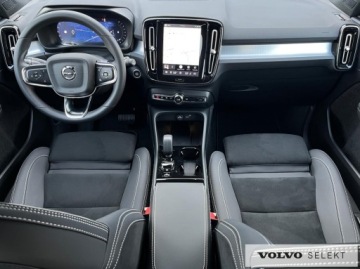 Volvo XC40 Crossover Facelifting 2.0 B4 197KM 2025 Volvo XC 40 FV23% SalonPL B4B Plus Black Edition W, zdjęcie 13