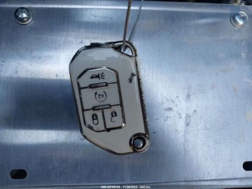 Jeep Wrangler III Unlimited Facelifting 3.6 V6 Pentastar 284KM 2018 Jeep Wrangler 3.6 V6 284 KM, 4x4, Sahara, drobna szkoda, z cieplego Texasu, zdjęcie 12