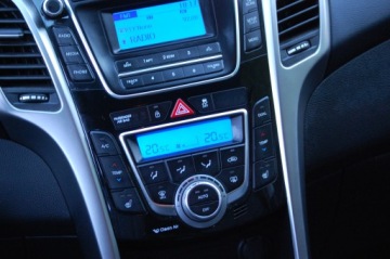 Hyundai i30 II Hatchback 3d 1.6 GDI 135KM 2013 HYUNDAI i30 1.6BENZ LED KLIMA SPRAWNA GRZANE FOTELE TEMPOMAT, zdjęcie 11