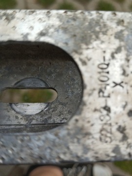 Передняя нижняя балка Honda CHR