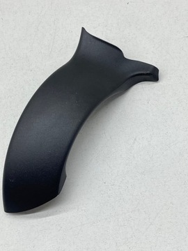 AUDI A6 C7 AVANT osłona nakładka zawiasu klapy bagażnika LEWY TYŁ