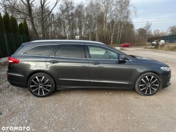 Ford Mondeo V Kombi Facelifting 2.0 EcoBlue 190KM 2019 Ford Mondeo Ford Mondeo 2.0 EcoBlue Allrad VIGNALE 2.0 Diesel 190KM, zdjęcie 10