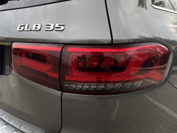 Mercedes GLB SUV AMG 35 2.0 306KM 2021 Mercedes-Benz GLB AMG 35, zdjęcie 12