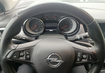 Opel Astra K Hatchback Facelifting 1.2 Turbo 110KM 2020 Opel Astra Pierwszy wlasciciel. Salon Polska 1.2 Benzyna 110KM, zdjęcie 5