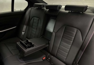 BMW Seria 3 G20-G21 Limuzyna Facelifting 2.0 330i 245KM 2024 BMW Seria 3 i xDrive 245 KM M Sport Pro Gwarancja przedluzona 2.0, zdjęcie 16