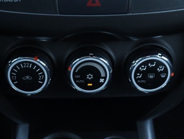 Mitsubishi ASX I SUV Facelifting 1.6 117KM 2014 Mitsubishi ASX 1.6 MIVEC, Klima, Klimatronic, zdjęcie 12