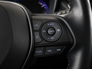 Toyota Corolla XII Hatchback 1.8 Hybrid 122KM 2020 Toyota Corolla automat navi kamera ACC LED, zdjęcie 30