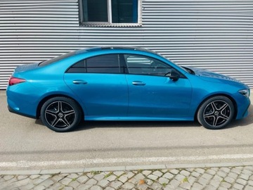 Mercedes CLA C118/X118 Coupe Facelifting 1.3 200 163KM 2025 MERCEDES-BENZ CLA 200 AMG Line Sedan 1.3 (163KM) 2025, zdjęcie 2