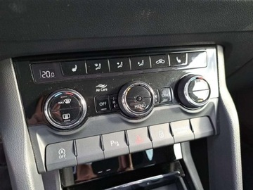 Skoda Karoq Crossover Facelifting 1.5 TSI ACT 150KM 2022 Skoda Karoq 1.5TSI 150KM DSG Wersja Style Salon Polska 1.5 Benzyna, zdjęcie 23