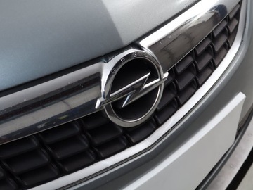 Opel Astra J Hatchback 5d 2.0 CDTI ECOTEC 160KM 2010 Opel Astra 2.0 CDTI, Klima, Tempomat, Parktronic, zdjęcie 17