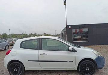 Renault Clio III Hatchback 5d 1.2 i 16V 75KM 2010 Renault Clio Renault Clio, zdjęcie 4