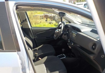 Toyota Yaris III Hatchback 5d Facelifting Hybrid 100KM 2017 Toyota Yaris Okazja 1.5 Hybryda 100KM, zdjęcie 20