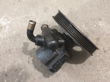 MITSUBISHI CARISMA 1.6 95-04 ČERPADLO SERVA