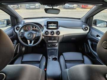 Mercedes Klasa B W246 Sports Tourer Facelifting 1.6 200 156KM 2018 Mercedes B 200 1,6 Benzyna 156KM automat, zdjęcie 6