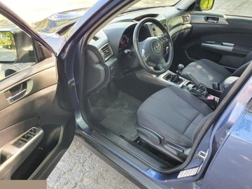 Subaru Forester III 2011 Subaru Forester 2.0D VR 000 Euro5 147 KM 2011r, zdjęcie 13