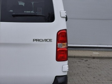 Toyota Proace II 2018 Toyota ProAce Diesel, 9 osób, Bezwypadkowy, zdjęcie 15