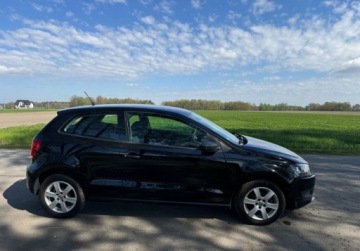 Volkswagen Polo V Hatchback 5d 1.2 60KM 2014 Volkswagen Polo Bezwypadkowy, zadbany, serwisowany 1.2 Benzyna 60KM, zdjęcie 3