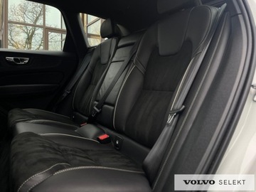Volvo XC60 II Crossover T5 250KM 2019 Volvo XC 60 SalonPL T5 RDesign AWD LED HAK BLIS Te, zdjęcie 15