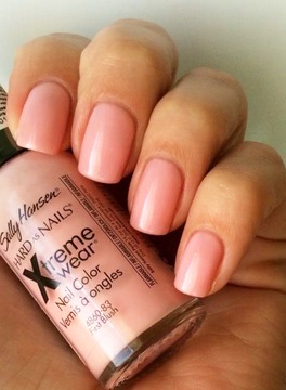 Лак для ногтей Sally Hansen Xtreme First Blush 209