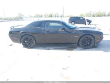 Dodge Challenger III 2022 Dodge Challenger DODGE CHALLENGER RT 5.7 Benzyna 372KM, zdjęcie 1