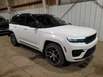 Jeep Grand Cherokee IV 2022 Jeep Grand Cherokee 2022, Summit, 3.6L, od ubezpieczalni 3.6 Benzyna 293KM, zdjęcie 2